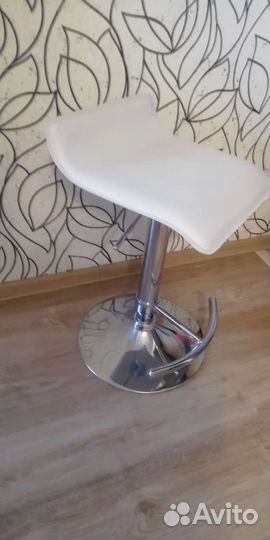 Стул барный