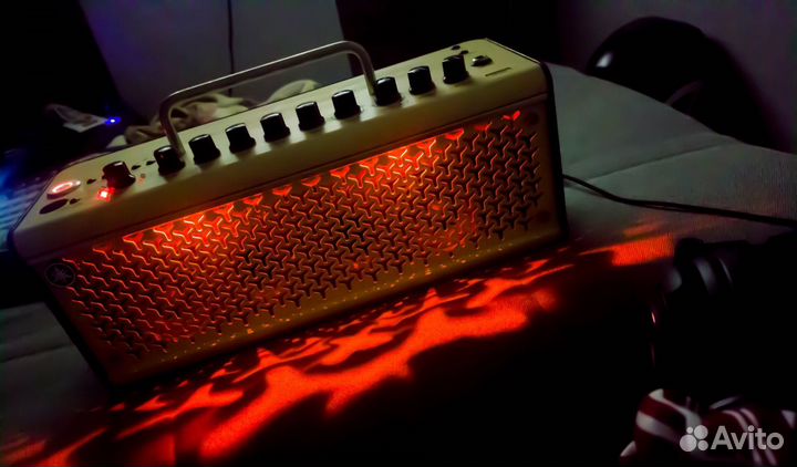 Комбоусилитель yamaha THR 10II wireless