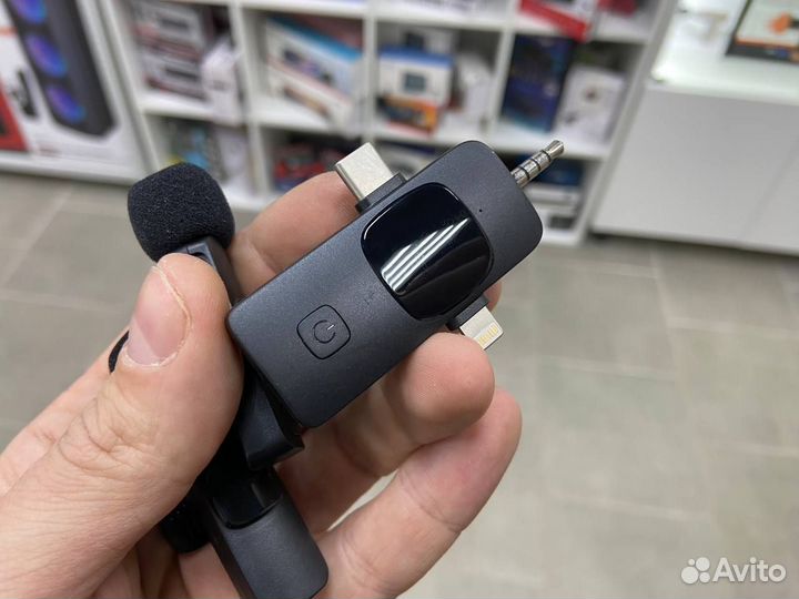 Беспроводной петличный микрофон 3 разъема