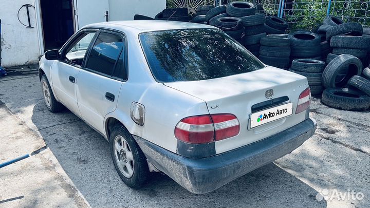 Toyota Corolla 2.0 AT, 1998, 250 000 км