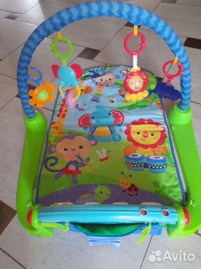 Развивающий коврик fisher price с пианино