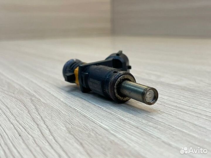 Форсунка топливная LADA X-Ray Cross