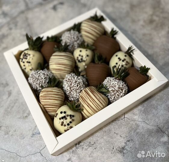 Клубника в шоколаде набор «ChocoWow» средний