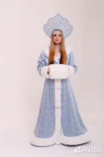 Комплект Деда Мороза и Снегурочки белый с голубым