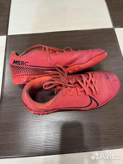 Футзалки nike