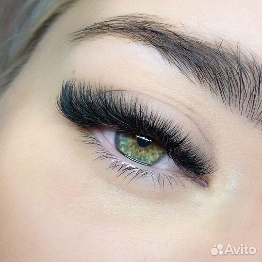 Профессиональное наращивание ресниц в студии