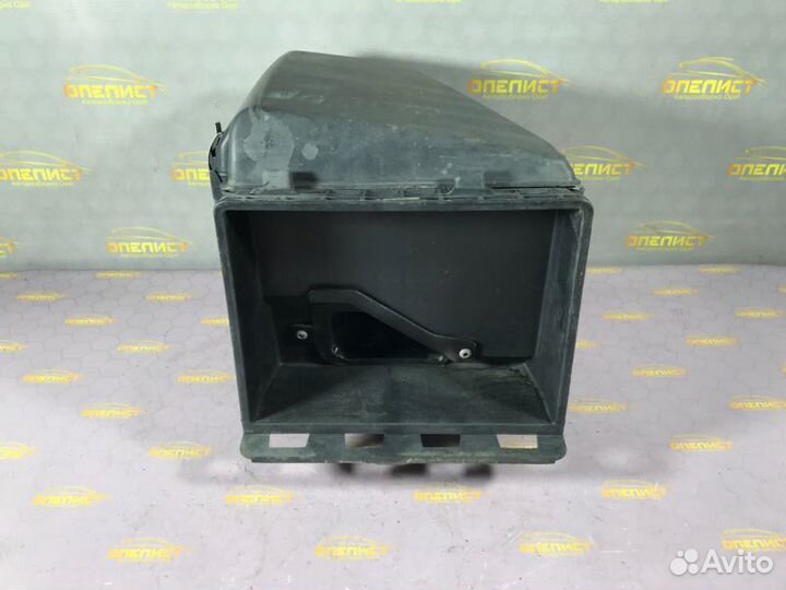 Корпус воздушного фильтра Opel Sintra X22XE 1998