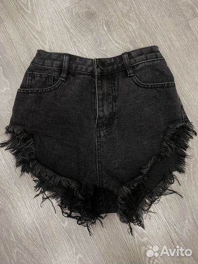 Шорты женские