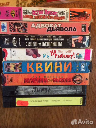 Видео кассеты,двд диски