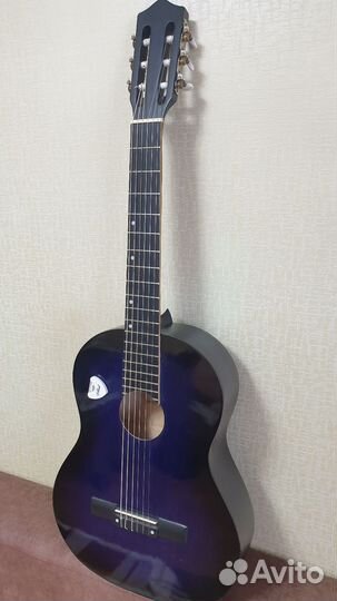 Акустическая гитара