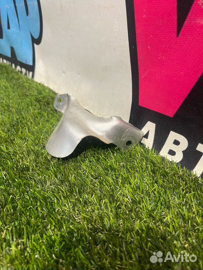 Кронштейн (крепление) Ford Ranger 4 T6.2 2019