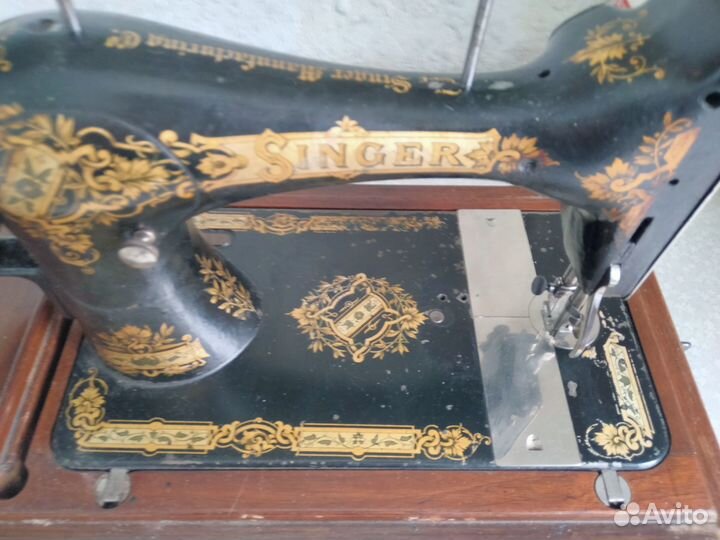 Швейная машинка Singer