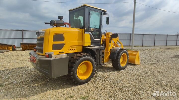 Фронтальный погрузчик Volvo L90F, 2023