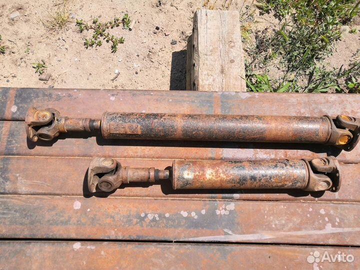 Карданный вал на ниву