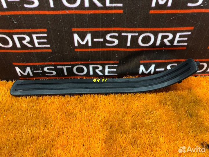 Накладка на порог салона задняя правая Volkswagen