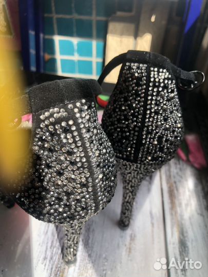 Космические туфельки