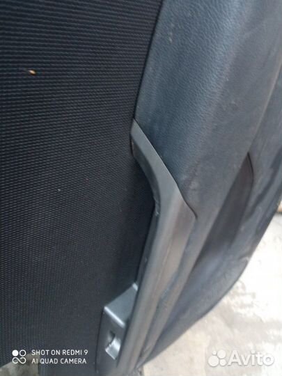 Дверная карта обшивка двери задняя правая Kia Rio