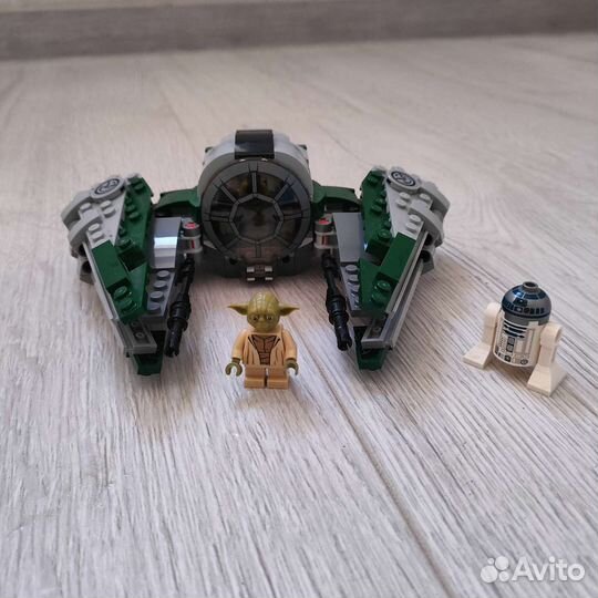 Lego Star Wars Звездный истребитель Йоды(75168)