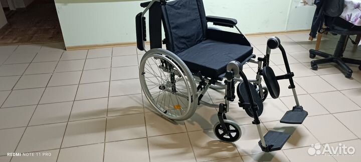 Инвалидная коляска новая