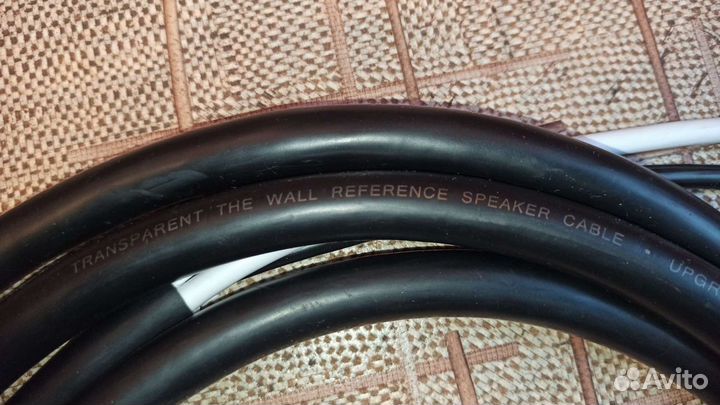 Transparent The Wall Reference Speaker Cable