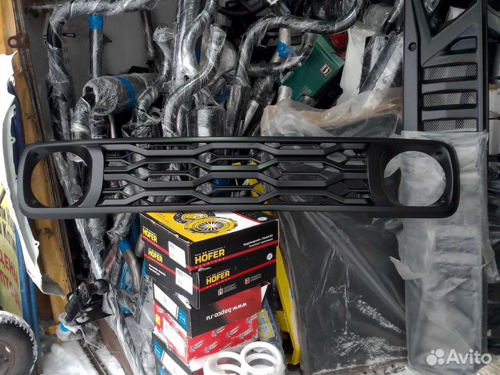 Решетка радиатора на Ниву Урбан