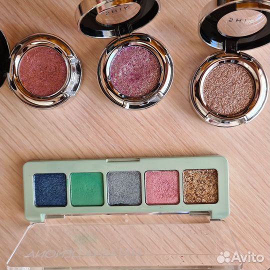 Тени Natasha Denona, Suqqu