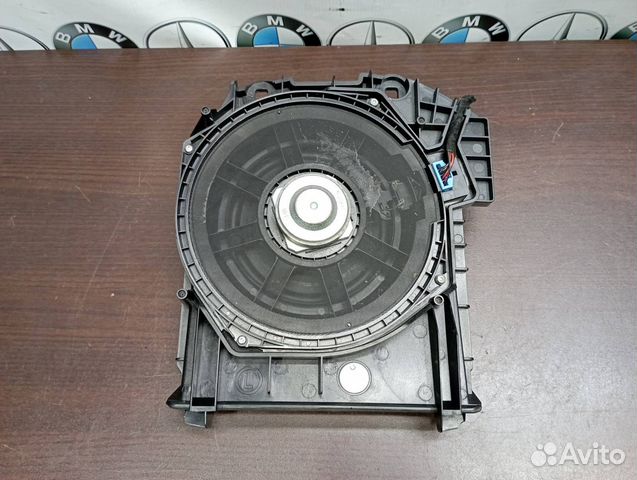 Левый сабвуфер под сидение BMW F10, F06