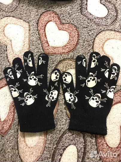 Перчатки