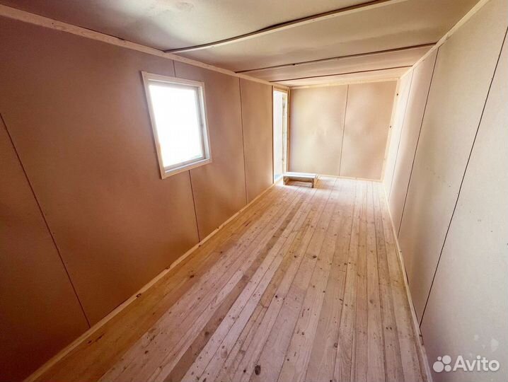 Металлический вагон бытовка