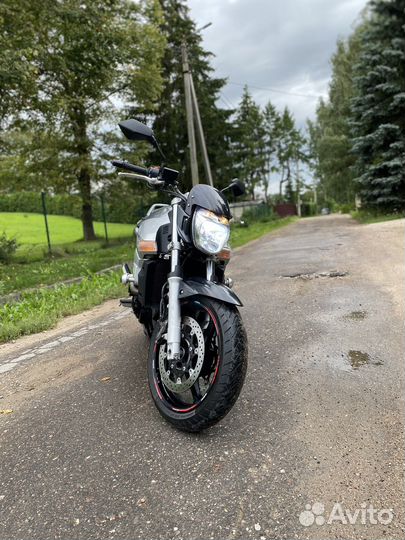 Suzuki GSR600
