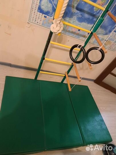 Шведская стенка с матом