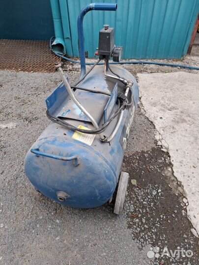 Воздушный компрессор