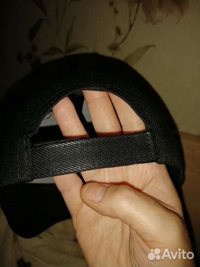 Бейсболка с твёрдым козырьком, новая