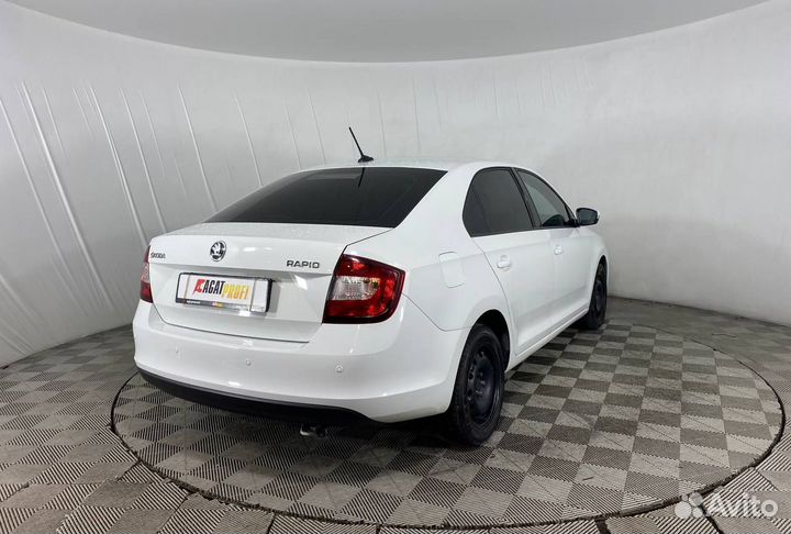 Skoda Rapid 1.6 AT, 2018, 147 300 км