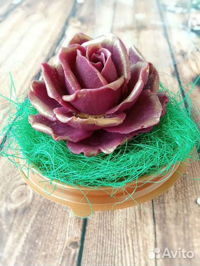 Мыло в куполе Роза