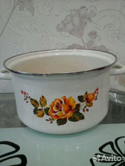 Кастрюли 3,5л и 3,9л