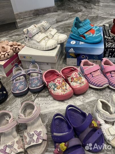 Обувь для девочки разных размеров