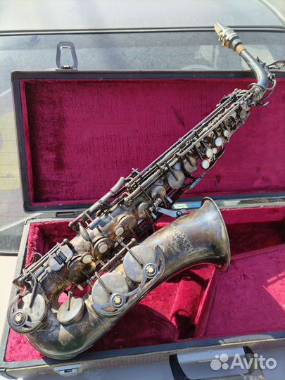 Саксофон