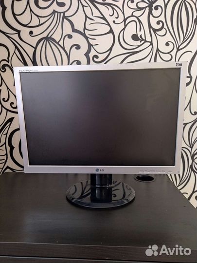 Монитор lg 21.6'