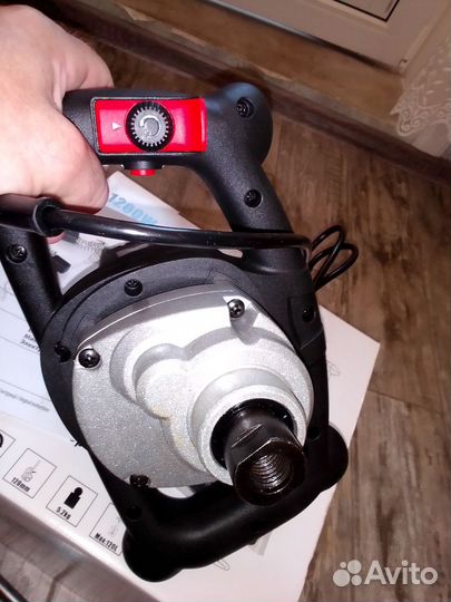 Миксер строительный 1200w