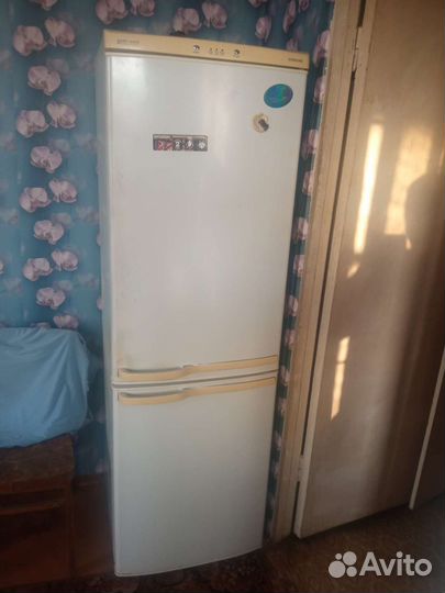 Холодильник бу samsung