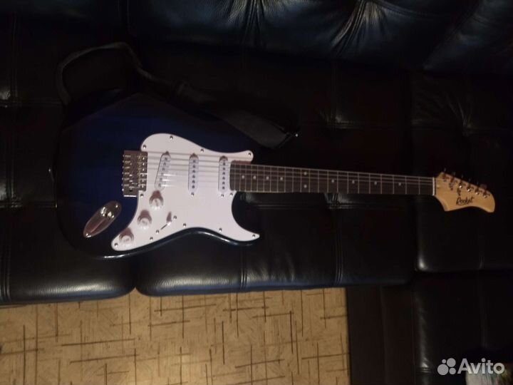 Электро гитара бу