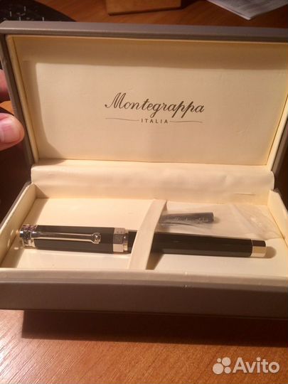 Ручка Montegrappa с золотым пером Италия