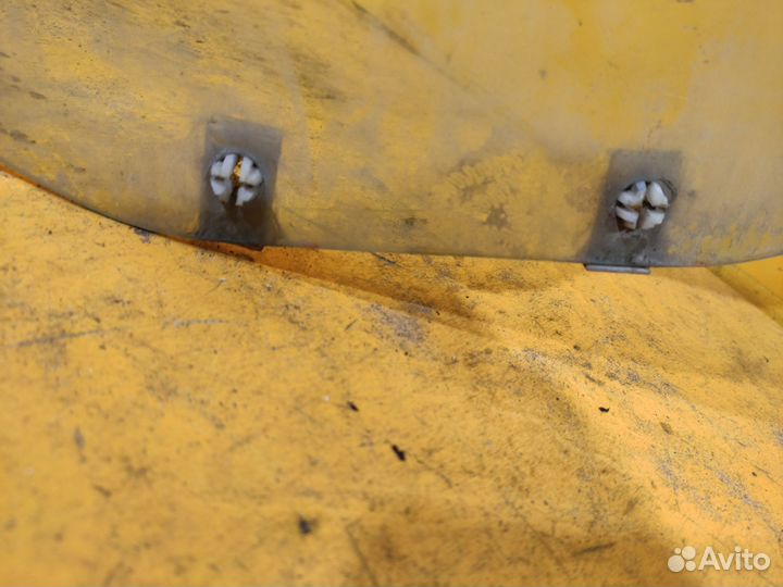 Стекло переднее правое для Mitsubishi Galant 8