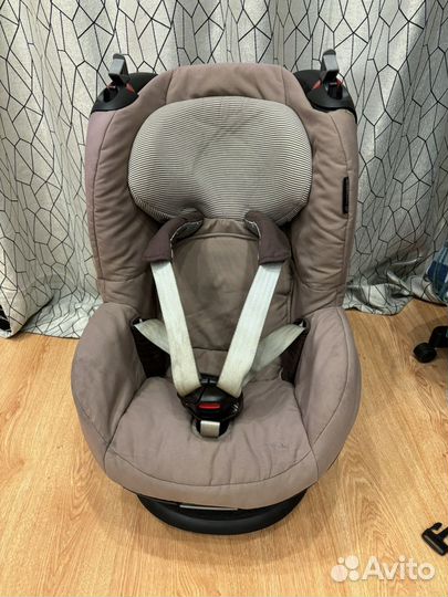 Автомобильное кресло maxi cosi tobi