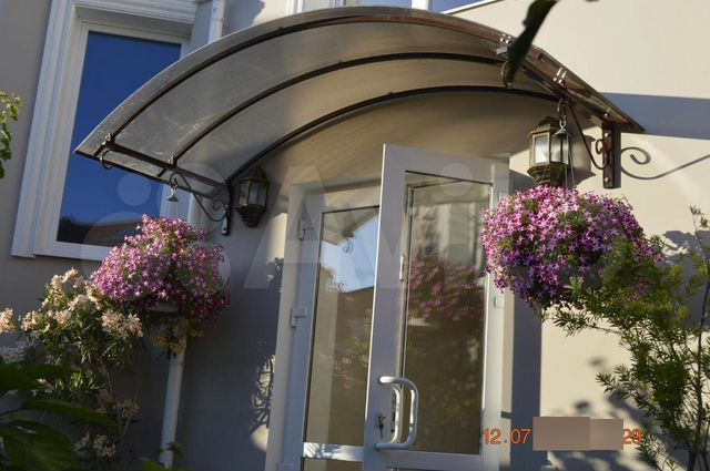 Комната 35 м² в 9-к., 2/4 эт.