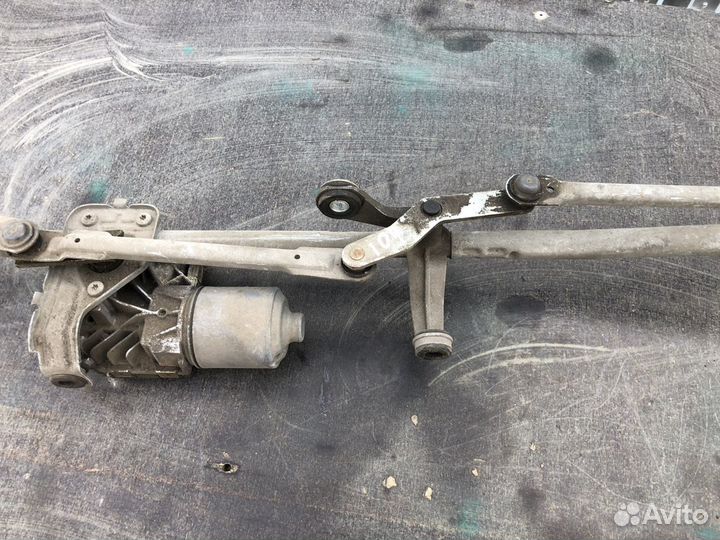 Трапеция стеклоочистителя Peugeot 308