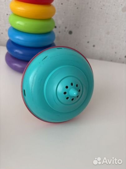 Развивающие игрушки для малышей