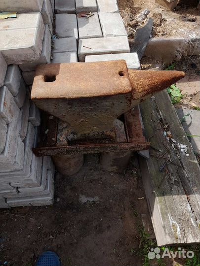 Кузнечная наковальня