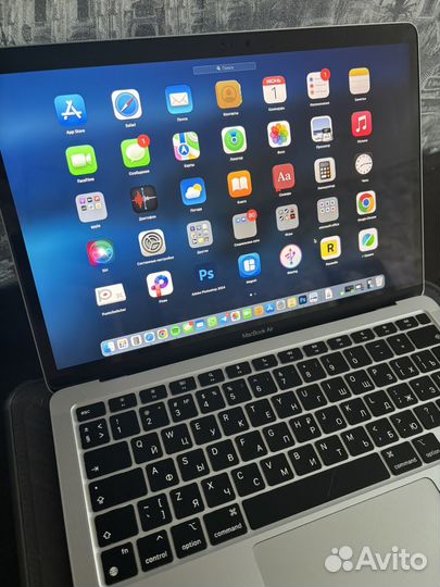 Apple MacBook air 13 2020 m1 8gb 256